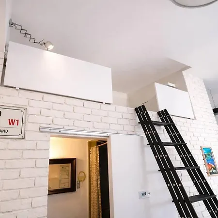 світла з 5 спальними місцями, за 7хв до всіх пляжів круазет Appartement Cannes